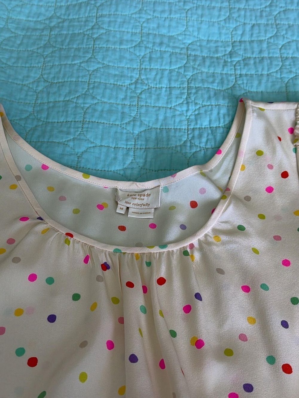 Kate Spade New York Live Colorfully 100% Silk Confetti DotTop Cream Cap Sleeve M